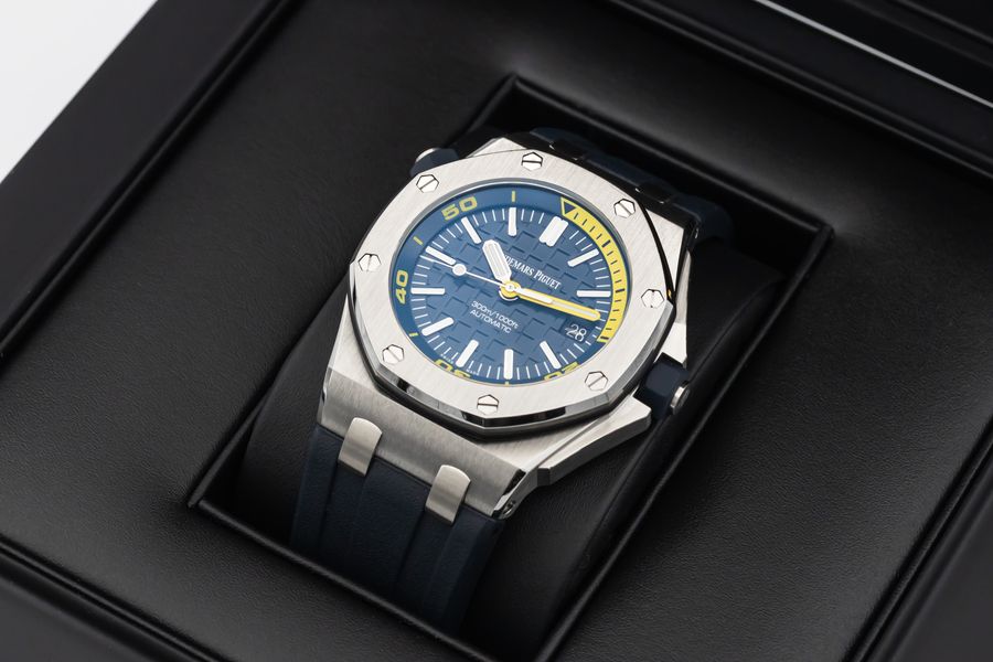 Audemars Piguet Royal Oak Offshore 15710ST.OO.A027CA.01